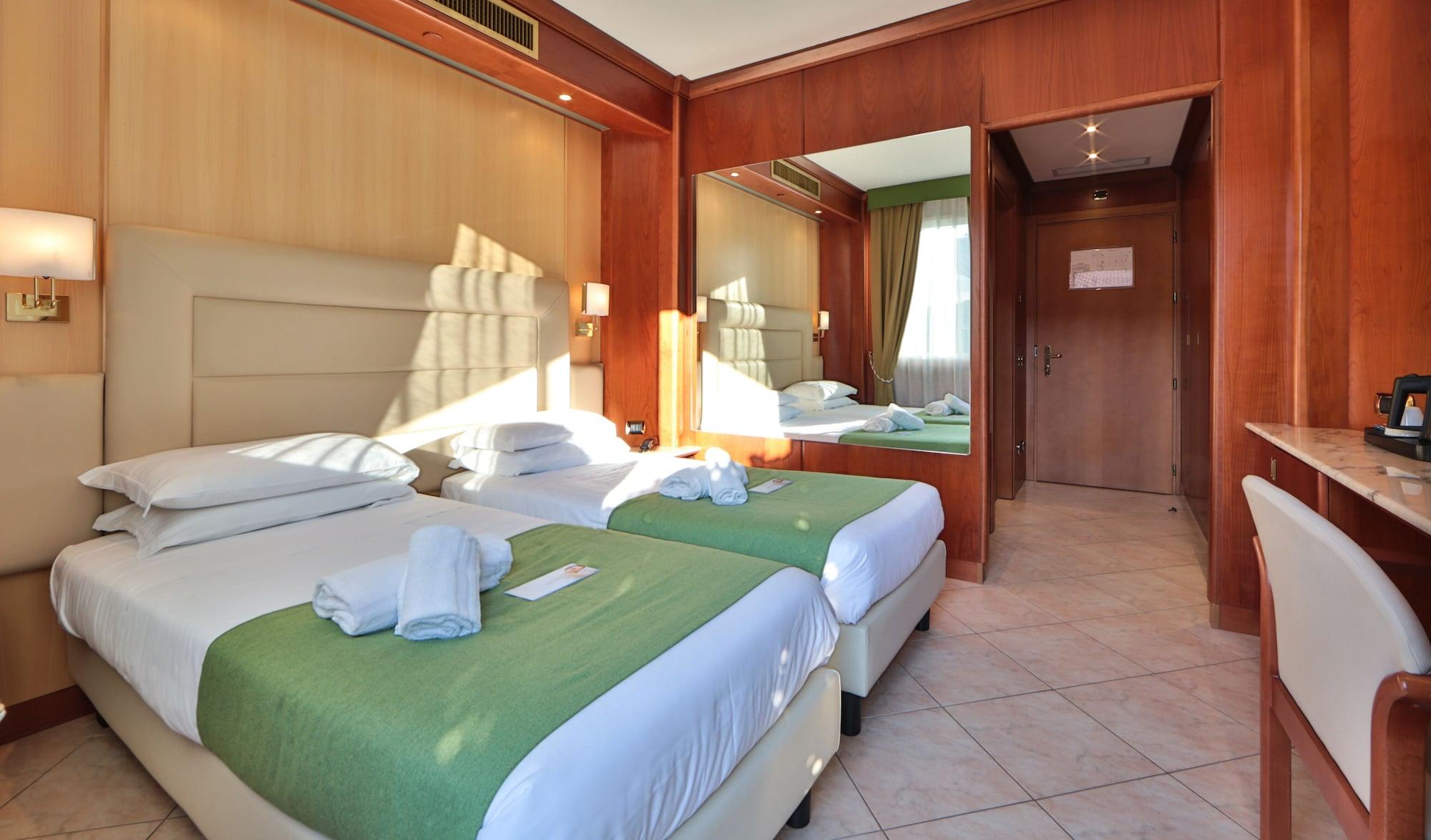 Best Western Hotel Anthurium Санто-Стефано-аль-Мар Экстерьер фото