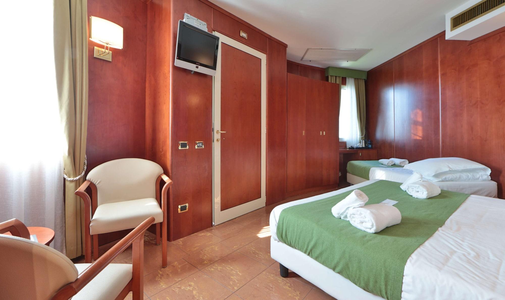 Best Western Hotel Anthurium Санто-Стефано-аль-Мар Экстерьер фото