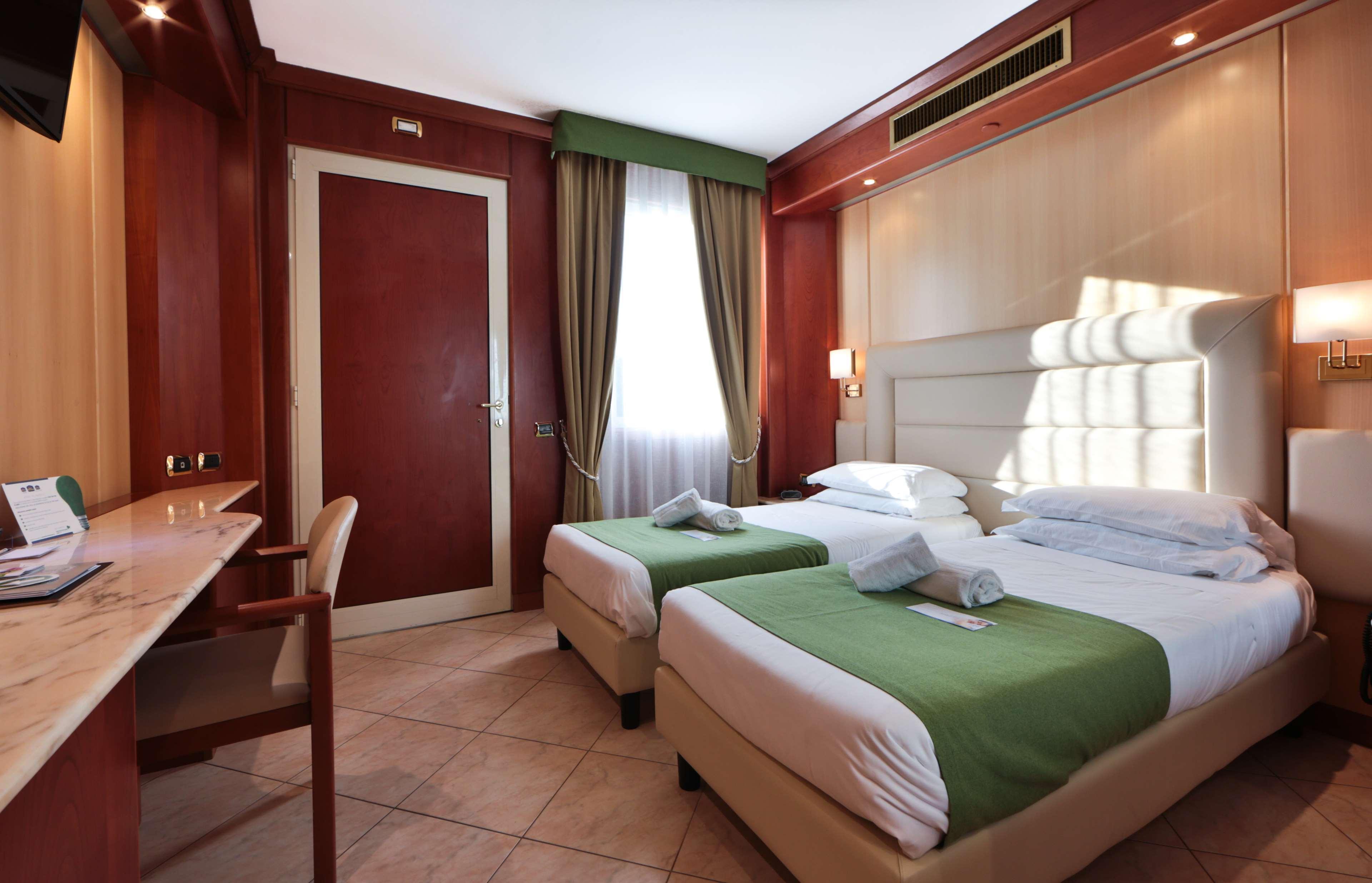 Best Western Hotel Anthurium Санто-Стефано-аль-Мар Экстерьер фото