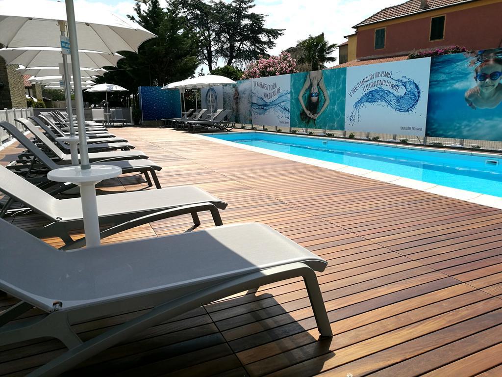 Best Western Hotel Anthurium Санто-Стефано-аль-Мар Экстерьер фото